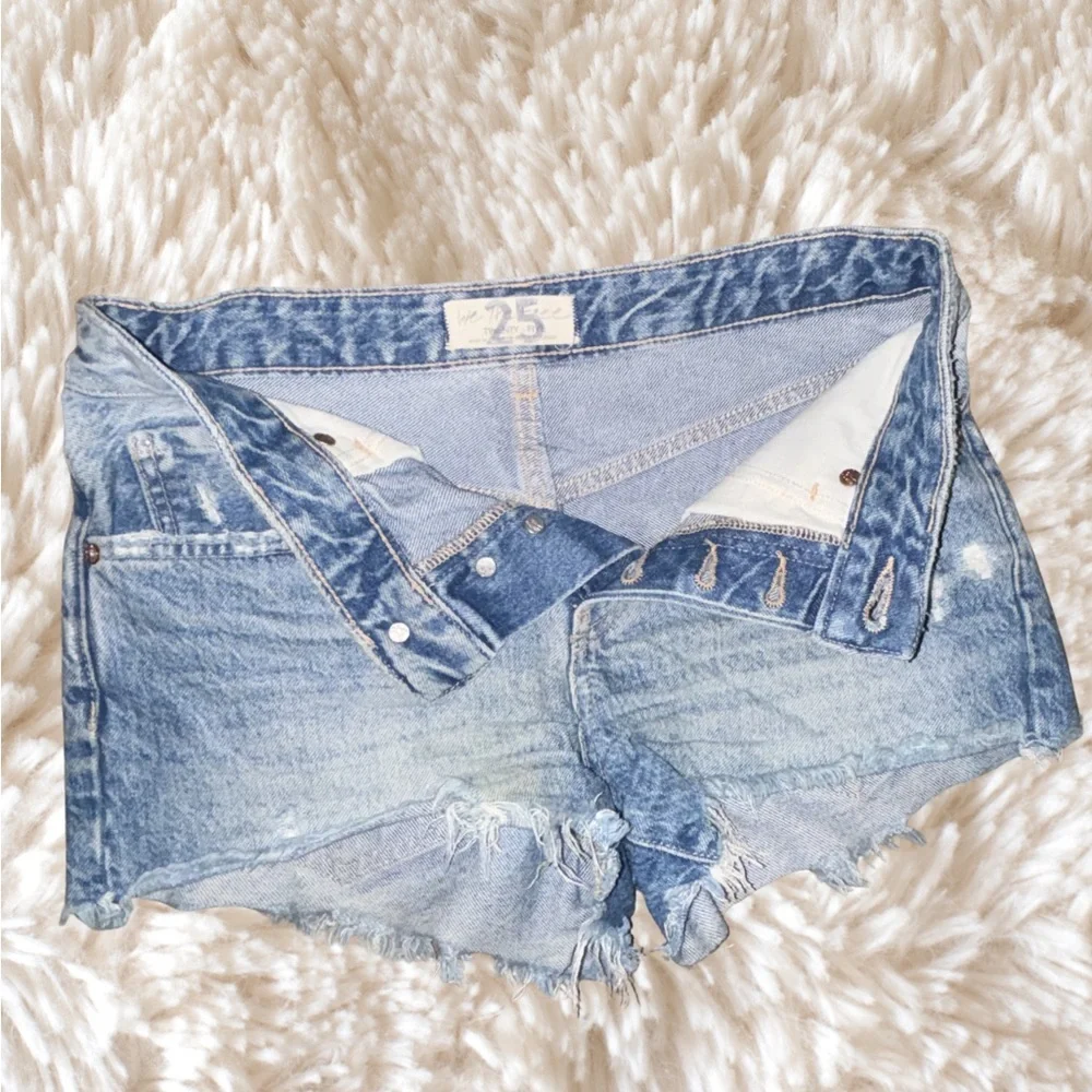 Distressed Denim Women Shorts - Picture 3 of 10